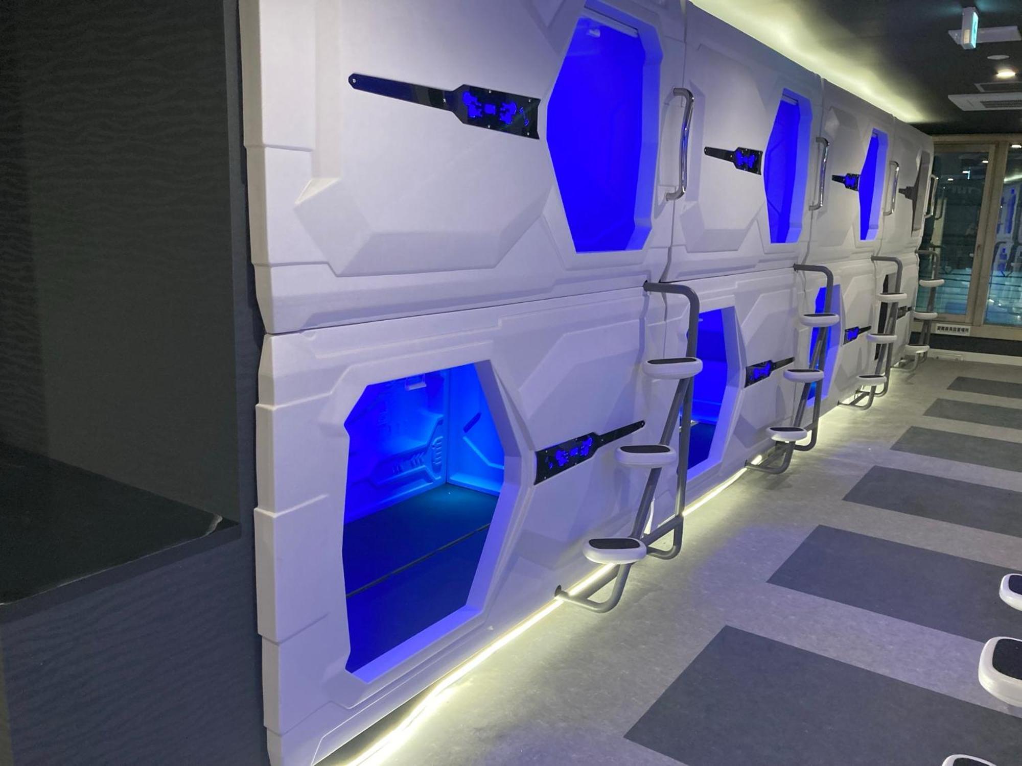 Capsule Hotel Nagasaki Exterior photo